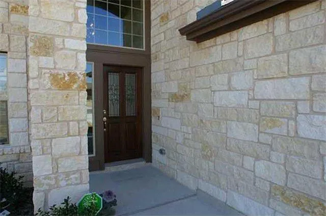 $425,000 | 11105 Cain Harvest Drive, Austin, TX 78754