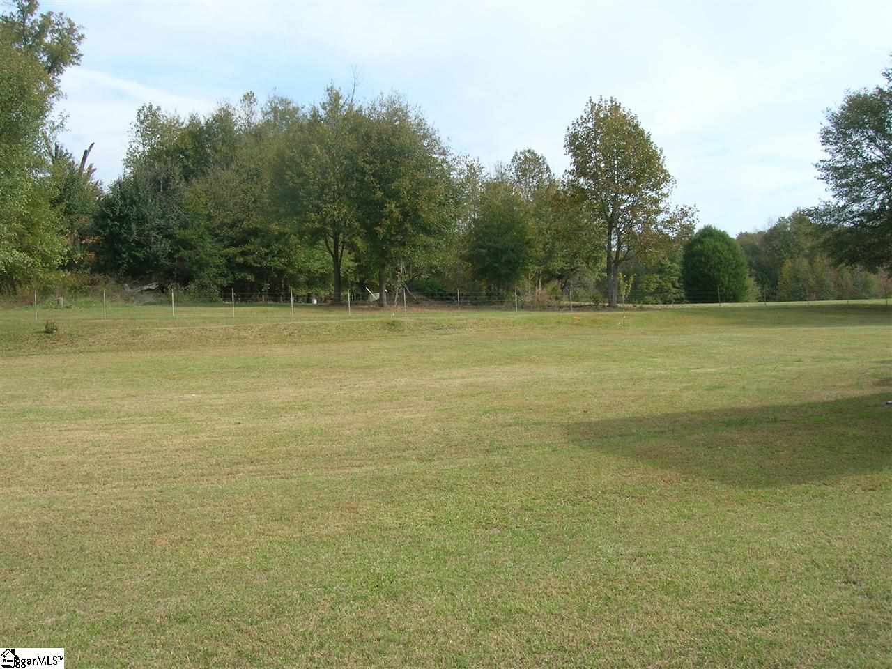 1075 Kist Road Greer, SC 29651 - Photo 5 of 7 Gallery Image 5