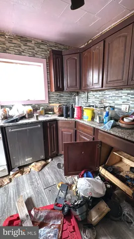 $279,900 | 128 Amon Avenue, Gloucester City, NJ 08030