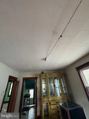 $279,900 | 128 Amon Avenue, Gloucester City, NJ 08030