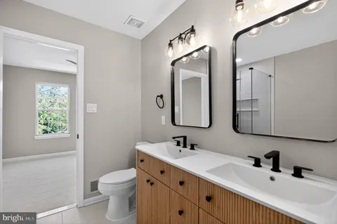 $499,000 | 13453 Colesmire Gate Way, Bristow, VA 20136