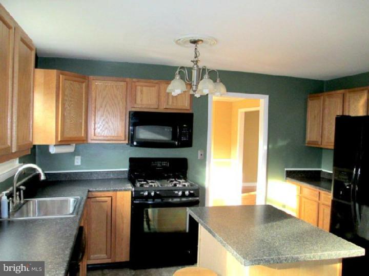 13 Woodbridge Road Marlton, NJ 08053 - Photo 11 of 21 Gallery Image 11