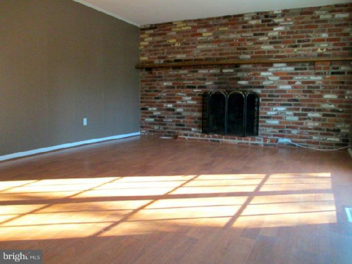 13 Woodbridge Road Marlton, NJ 08053 - Photo 12 of 21 Gallery Image 12