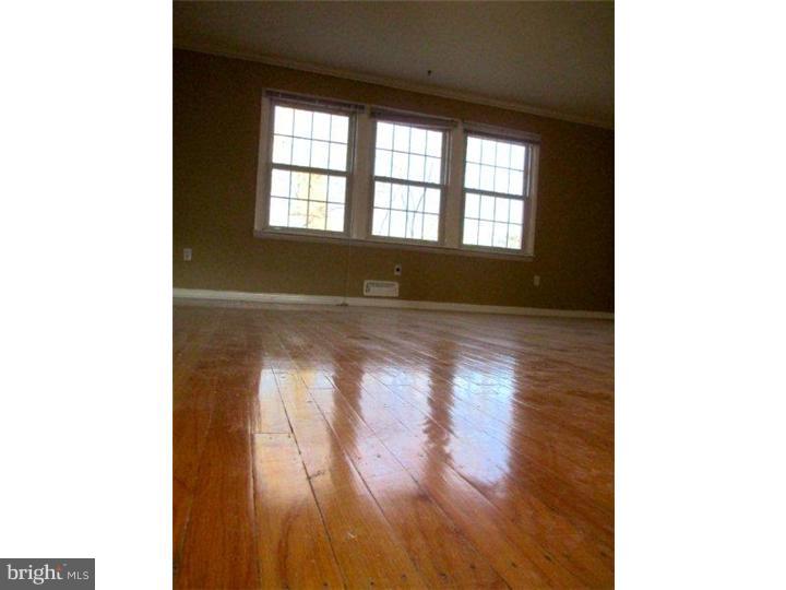 13 Woodbridge Road Marlton, NJ 08053 - Photo 3 of 21 Gallery Image 3