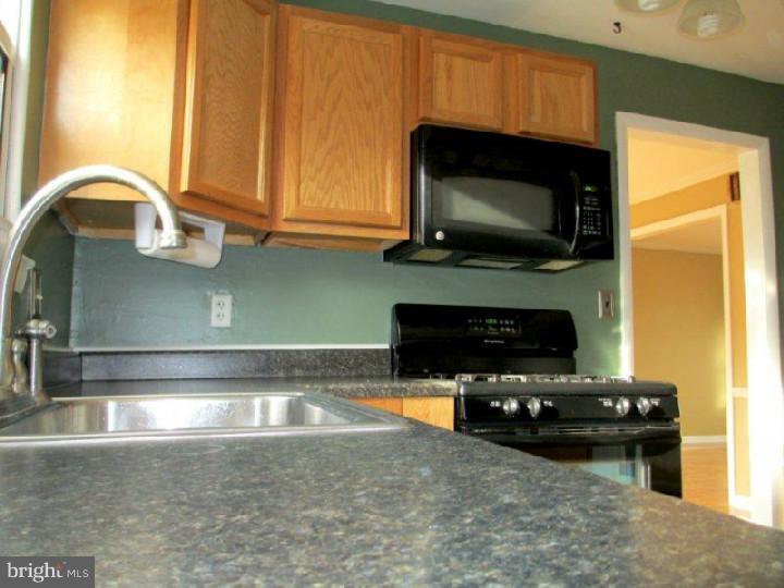 13 Woodbridge Road Marlton, NJ 08053 - Photo 10 of 21 Gallery Image 10
