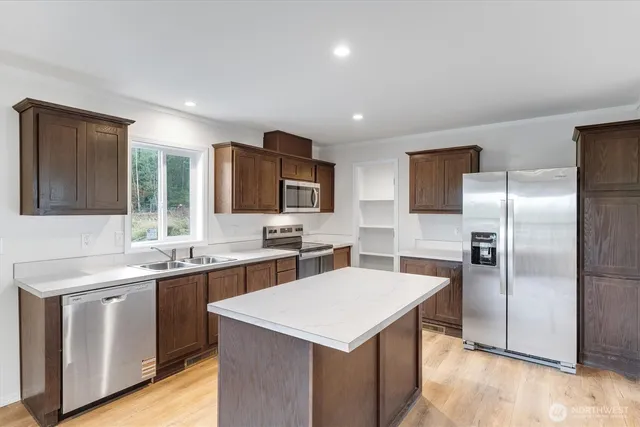 $330,000 | 606 G Street, Vader, WA 98593