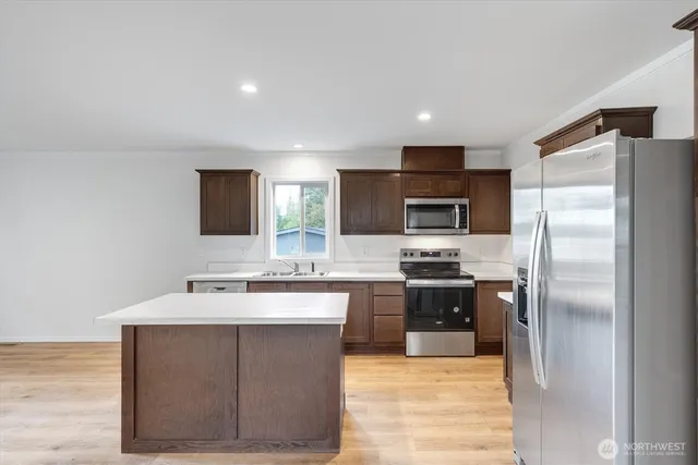 $330,000 | 606 G Street, Vader, WA 98593