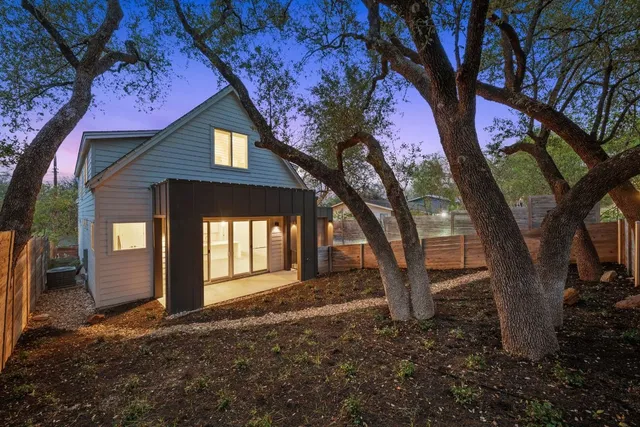 $999,900 | 3100 South 5th Street, Unit 1, Austin, TX 78704