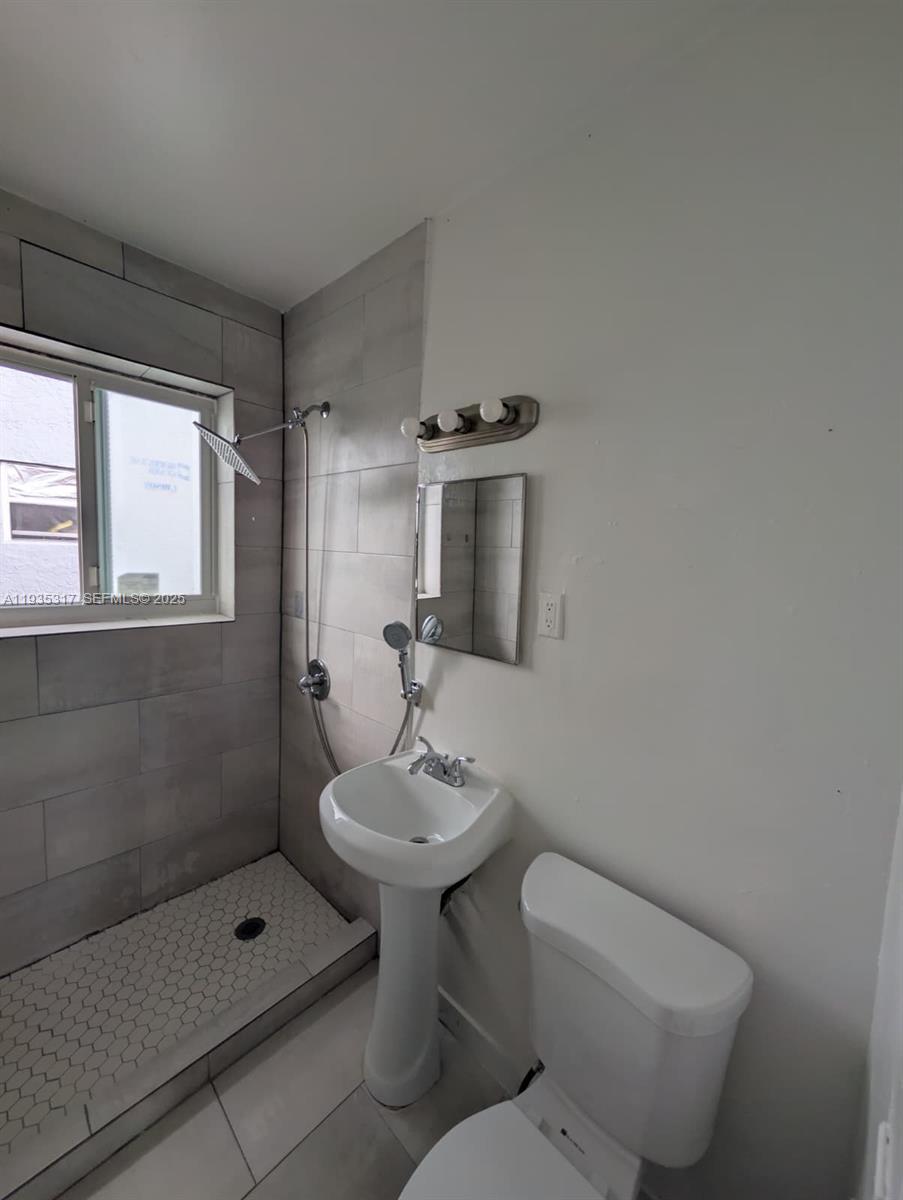 888 Southwest 6th Street, Unit 601 Miami, FL 33130 - Photo 14 of 15