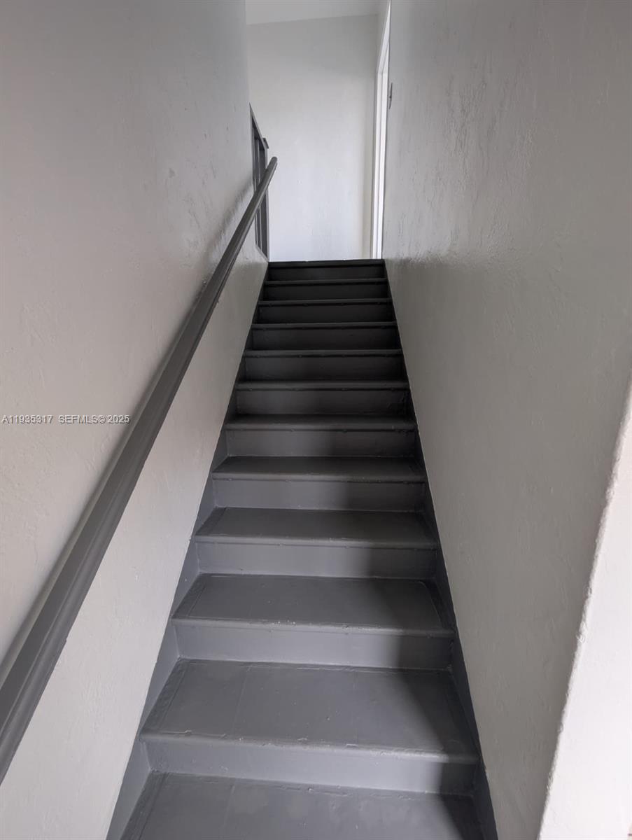 888 Southwest 6th Street, Unit 601 Miami, FL 33130 - Photo 4 of 15