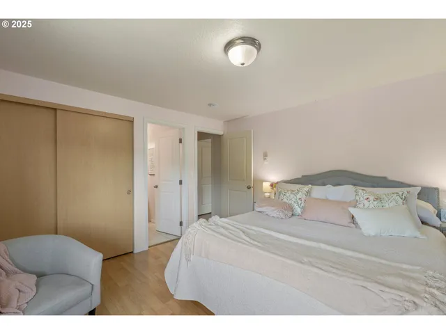 $485,000 | 1870 Lakeview Drive, Sutherlin, OR 97479