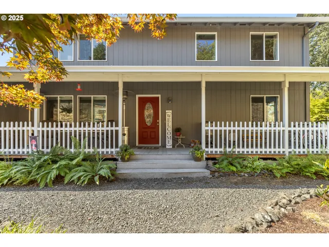 $485,000 | 1870 Lakeview Drive, Sutherlin, OR 97479