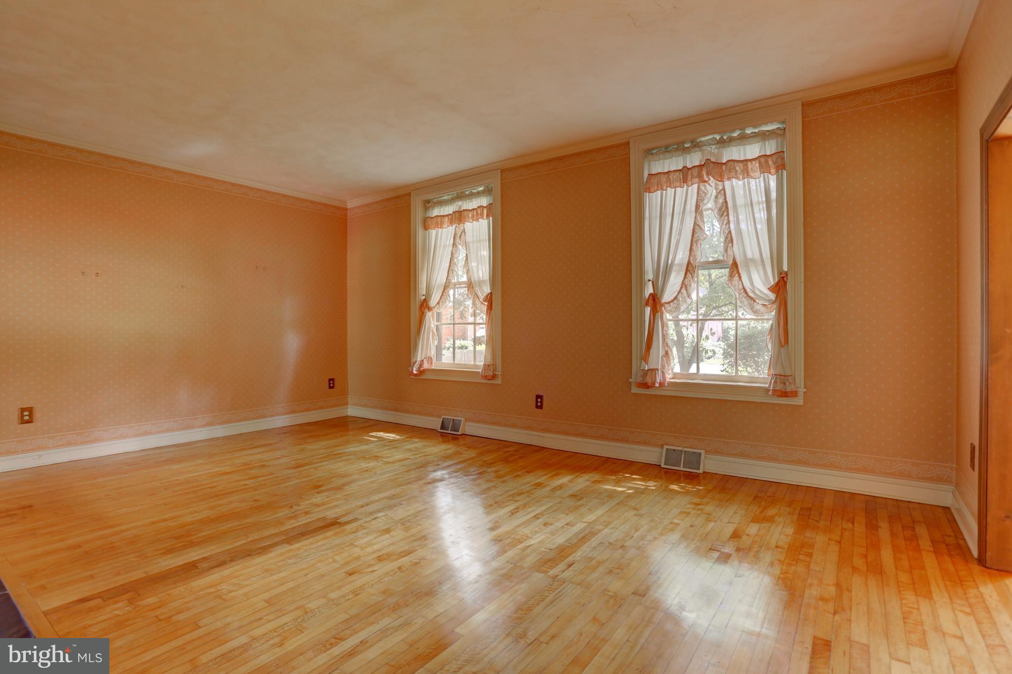 1378 East Oregon Road Lititz, PA 17543 - Photo 6 of 33