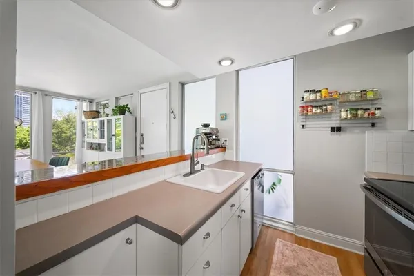 $335,000 | 287 14th Street Northwest, Unit 13, Atlanta, GA 30318