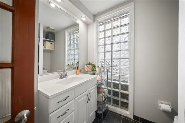 $335,000 | 287 14th Street Northwest, Unit 13, Atlanta, GA 30318