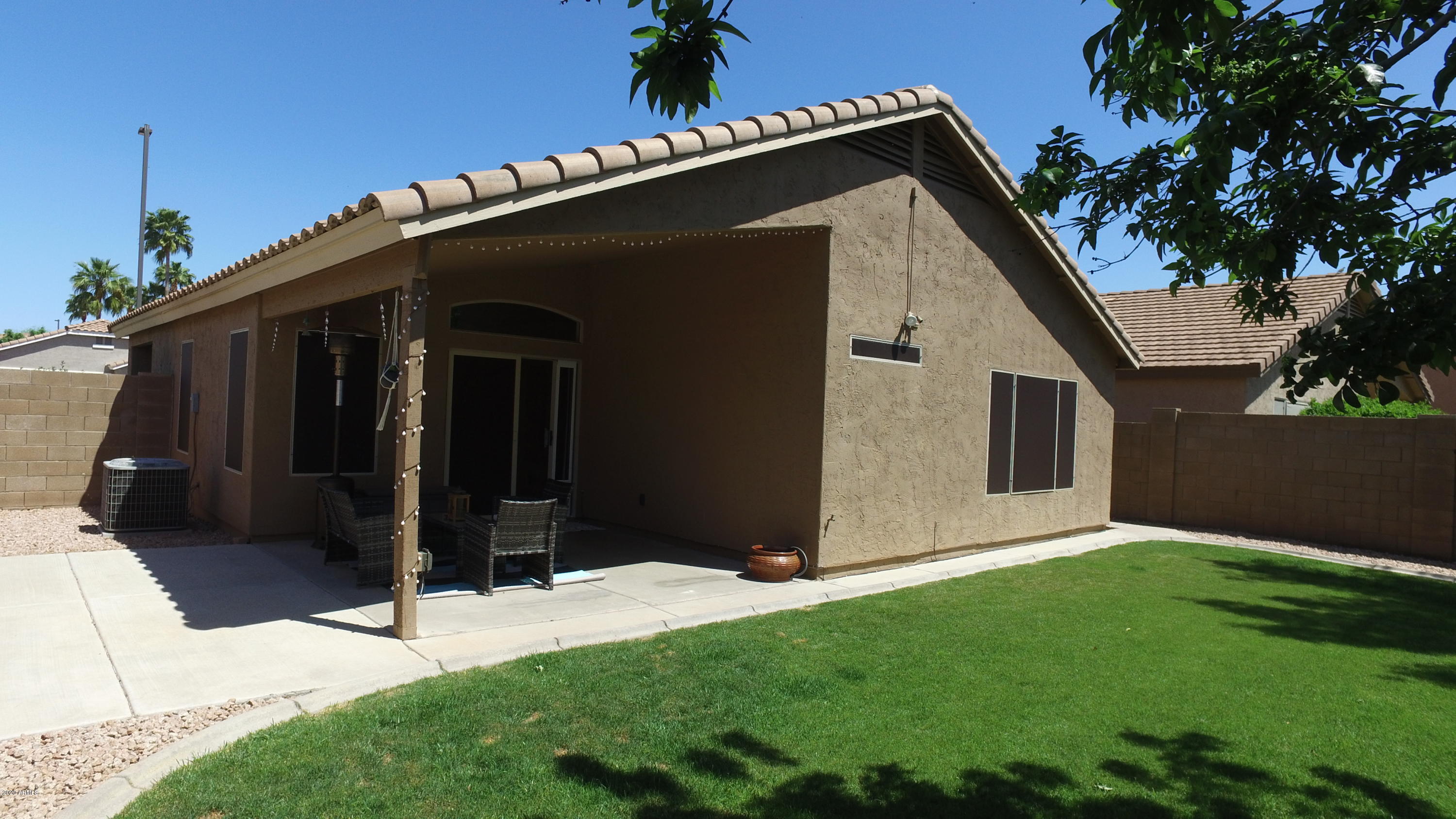 945 East Baylor Lane Gilbert, AZ 85296 - Photo 21 of 26 19 Covered Patio and Patio