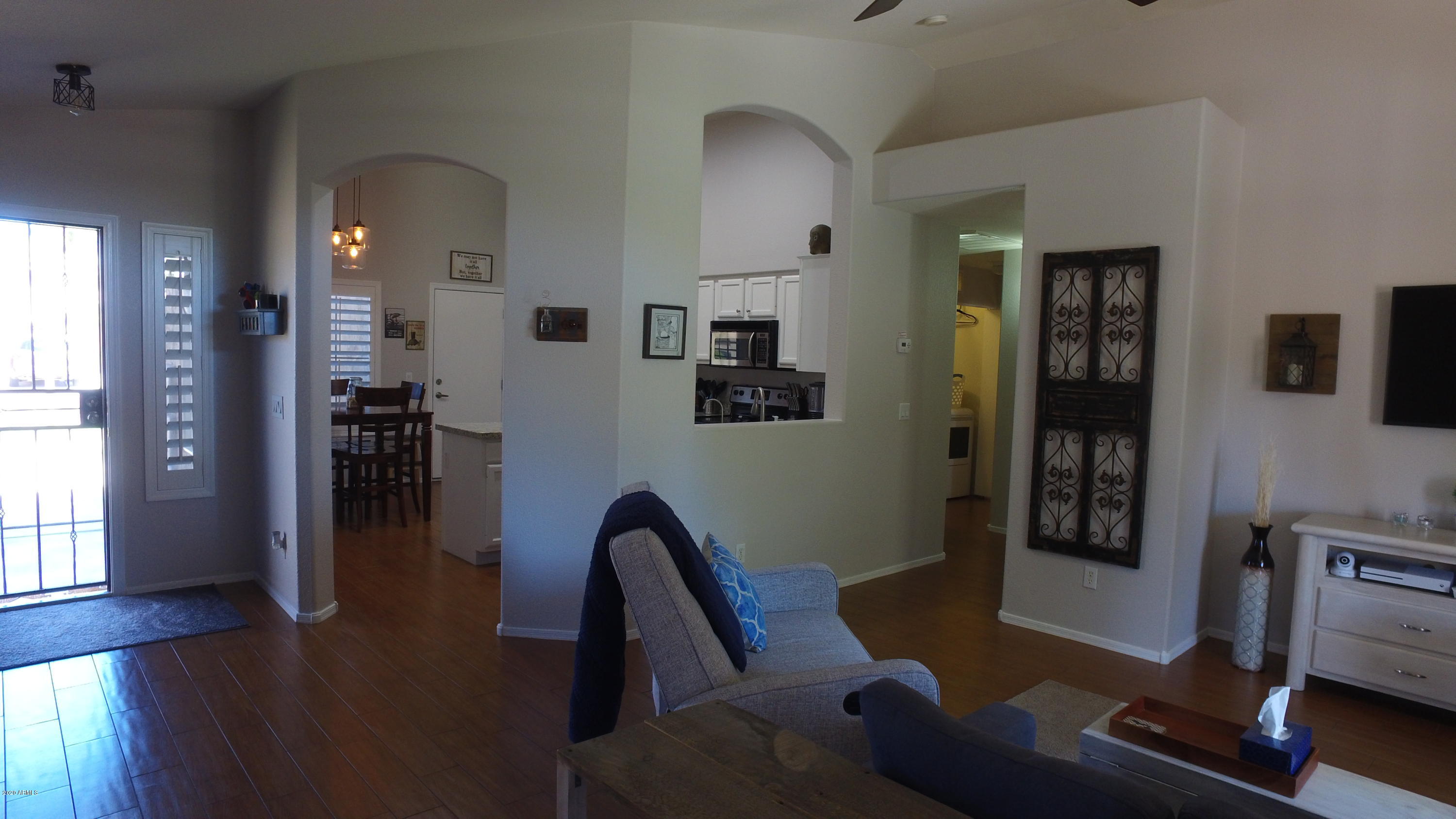 945 East Baylor Lane Gilbert, AZ 85296 - Photo 3 of 26 3 Great room to kitchen