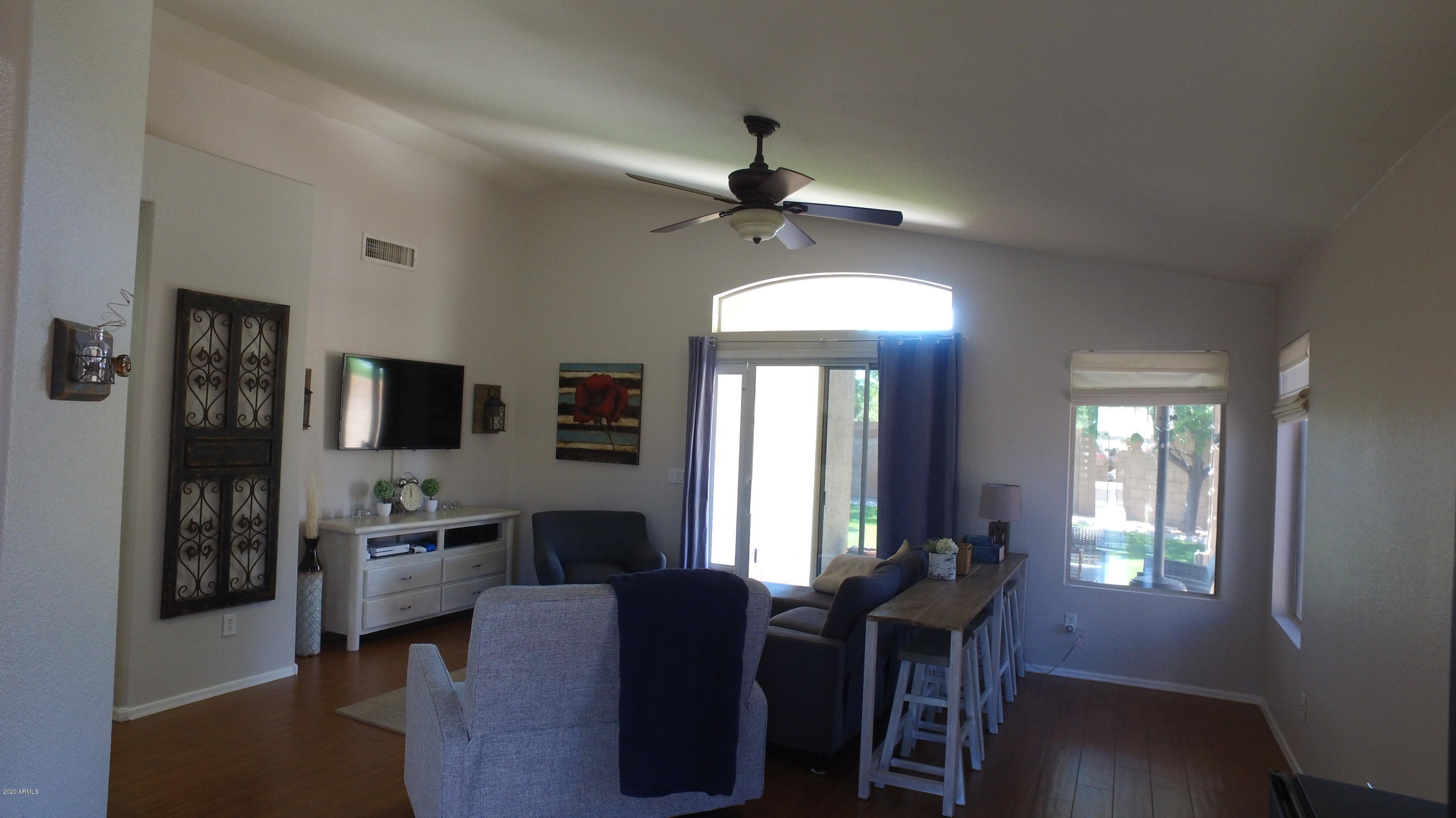 945 East Baylor Lane Gilbert, AZ 85296 - Photo 5 of 26 5 Great Room