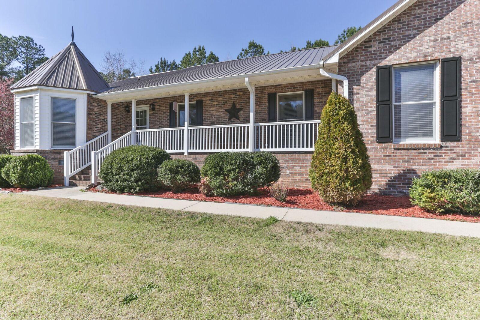 107 Wright Lane Rockingham, NC 28379 - Photo 2 of 37 1O8A5704_preview.jpeg