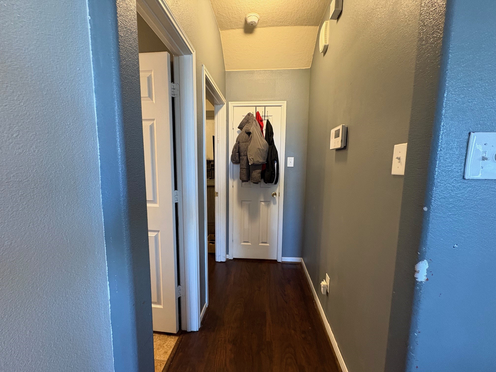 5915 Annatto Drive Baytown, TX 77521 - Photo 14 of 31 a view of a hallway