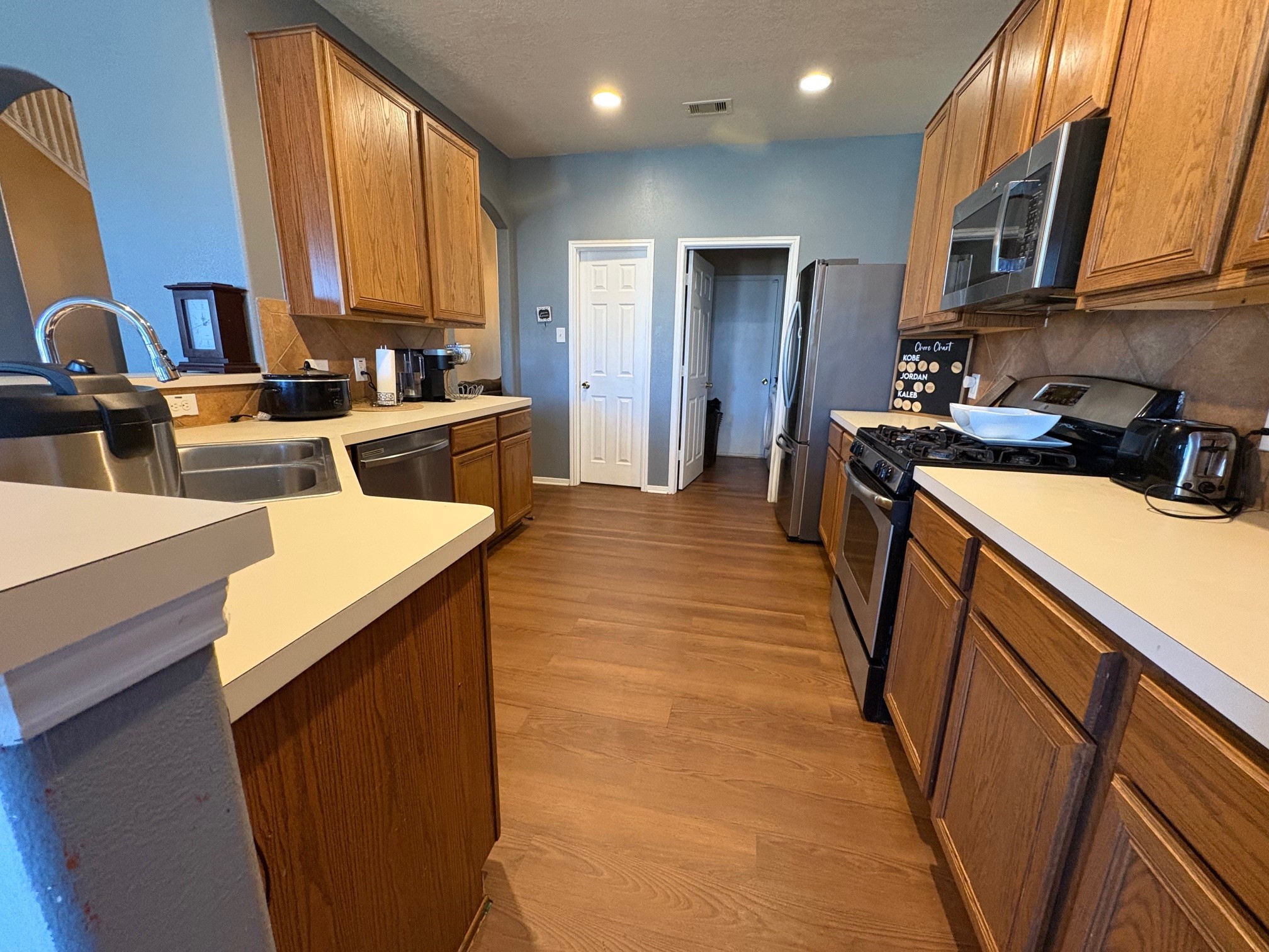 5915 Annatto Drive Baytown, TX 77521 - Photo 10 of 31