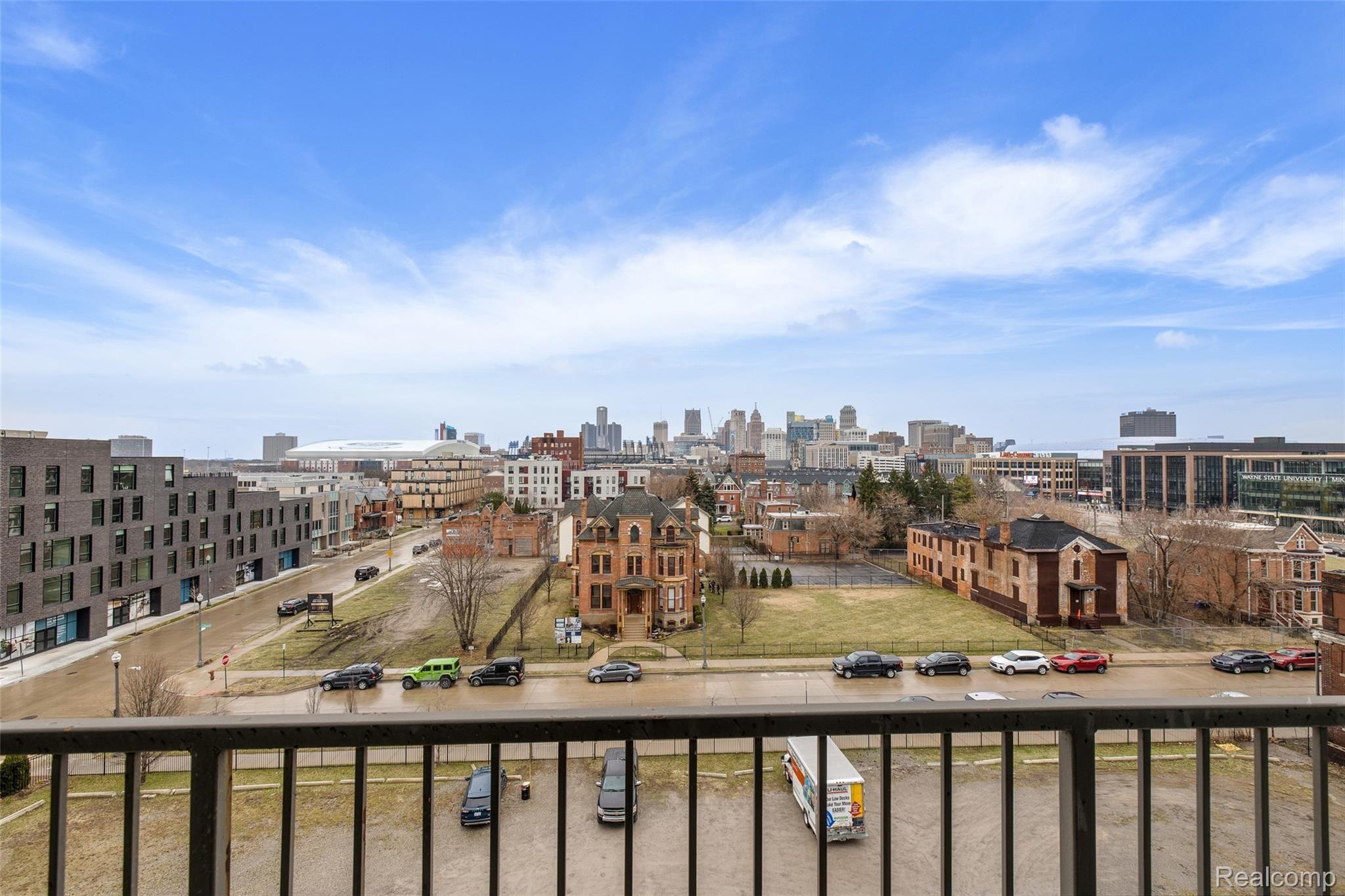 2915 John R Street, Unit 510 Detroit, MI 48201 - Photo 8 of 28 2915 John R 510-37.jpg