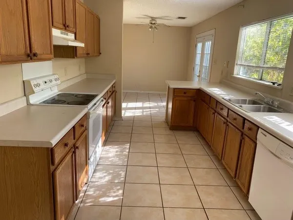 $2,000 | 3215 Elizabeth Anne Lane, Round Rock, TX 78664