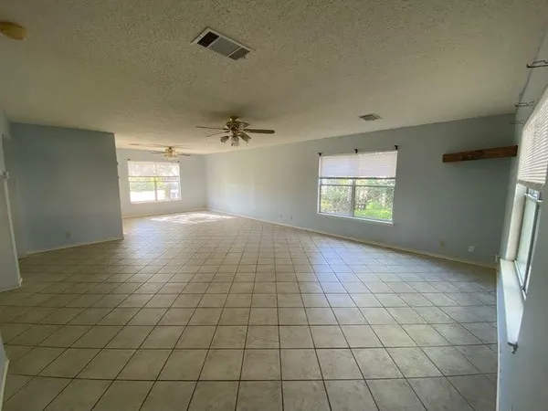 $2,000 | 3215 Elizabeth Anne Lane, Round Rock, TX 78664