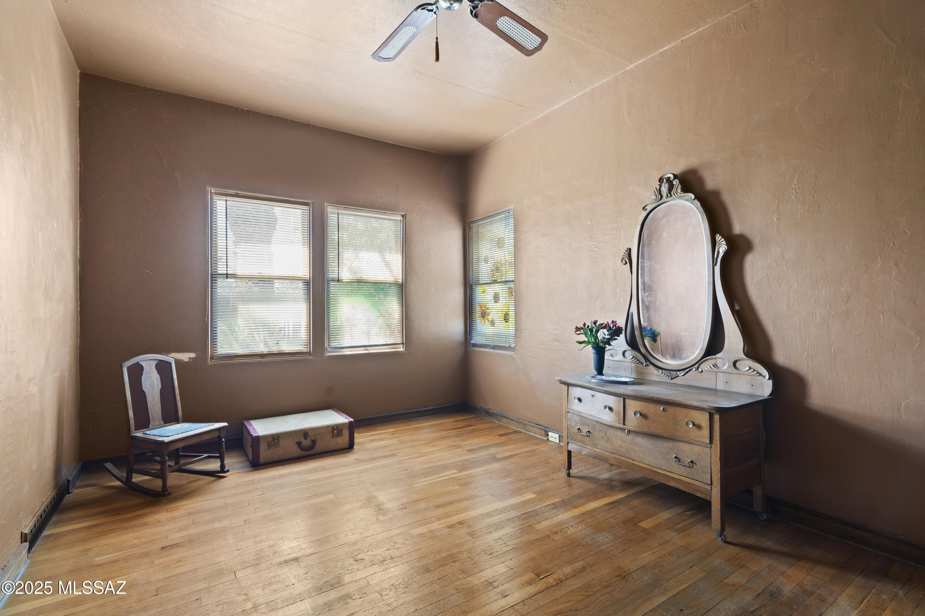 1300 East Grant Road Tucson, AZ 85719 - Photo 17 of 34 Gallery Image 17