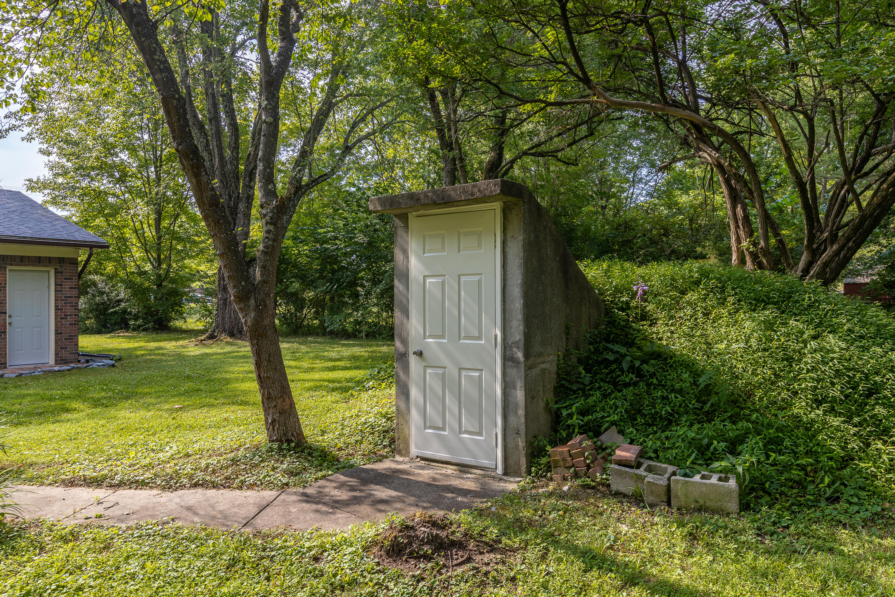 609 College Hill Road Waco, KY 40385 - Photo 43 of 48 2-40