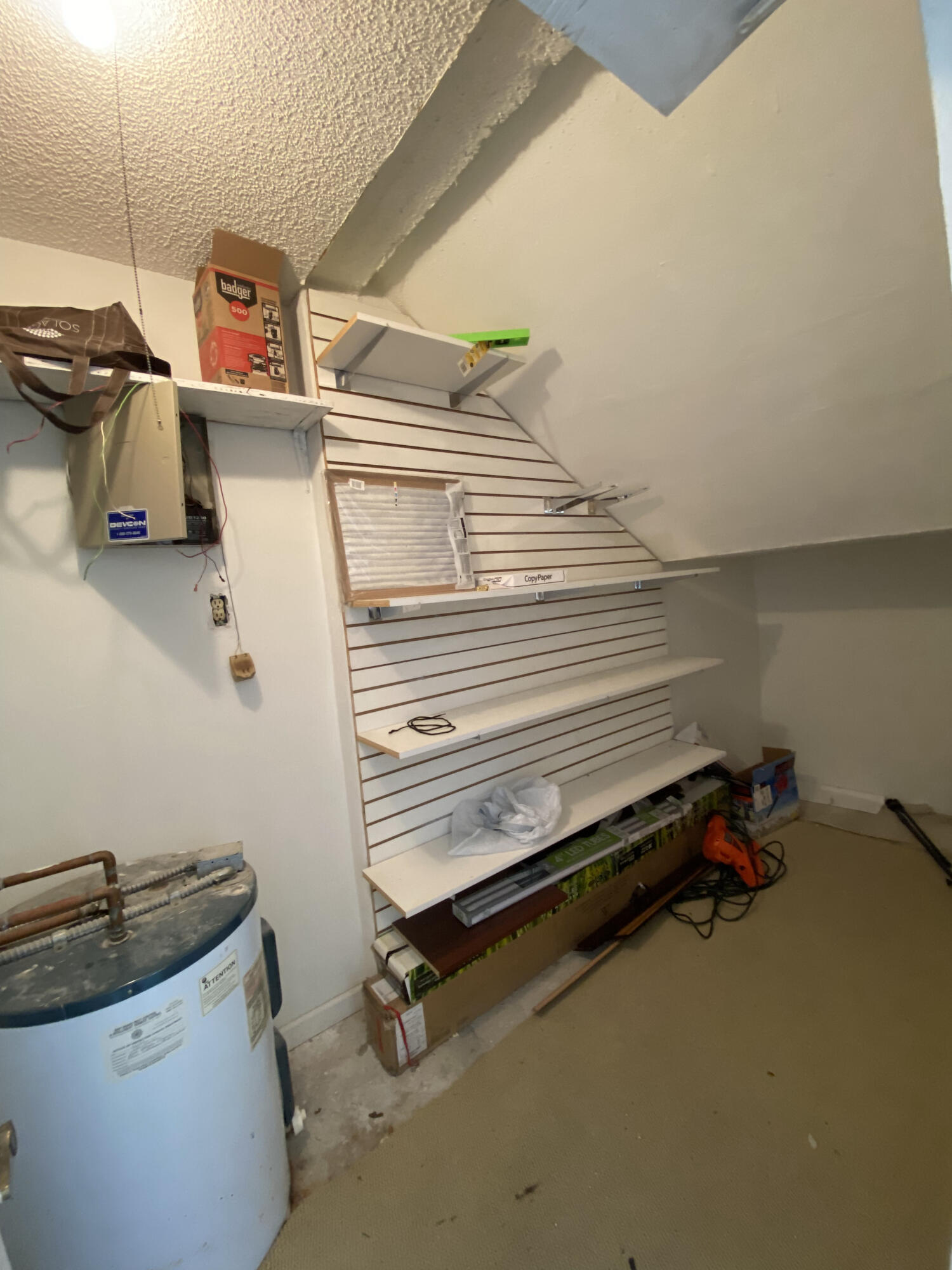 5621 Coach House Circle, Unit D Boca Raton, FL 33486 - Photo 6 of 29 a utility room with dryer and washer