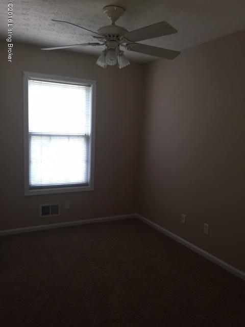 9311 Gutenberg Road Louisville, KY 40291 - Photo 22 of 25 3rd Bedroom upstairs