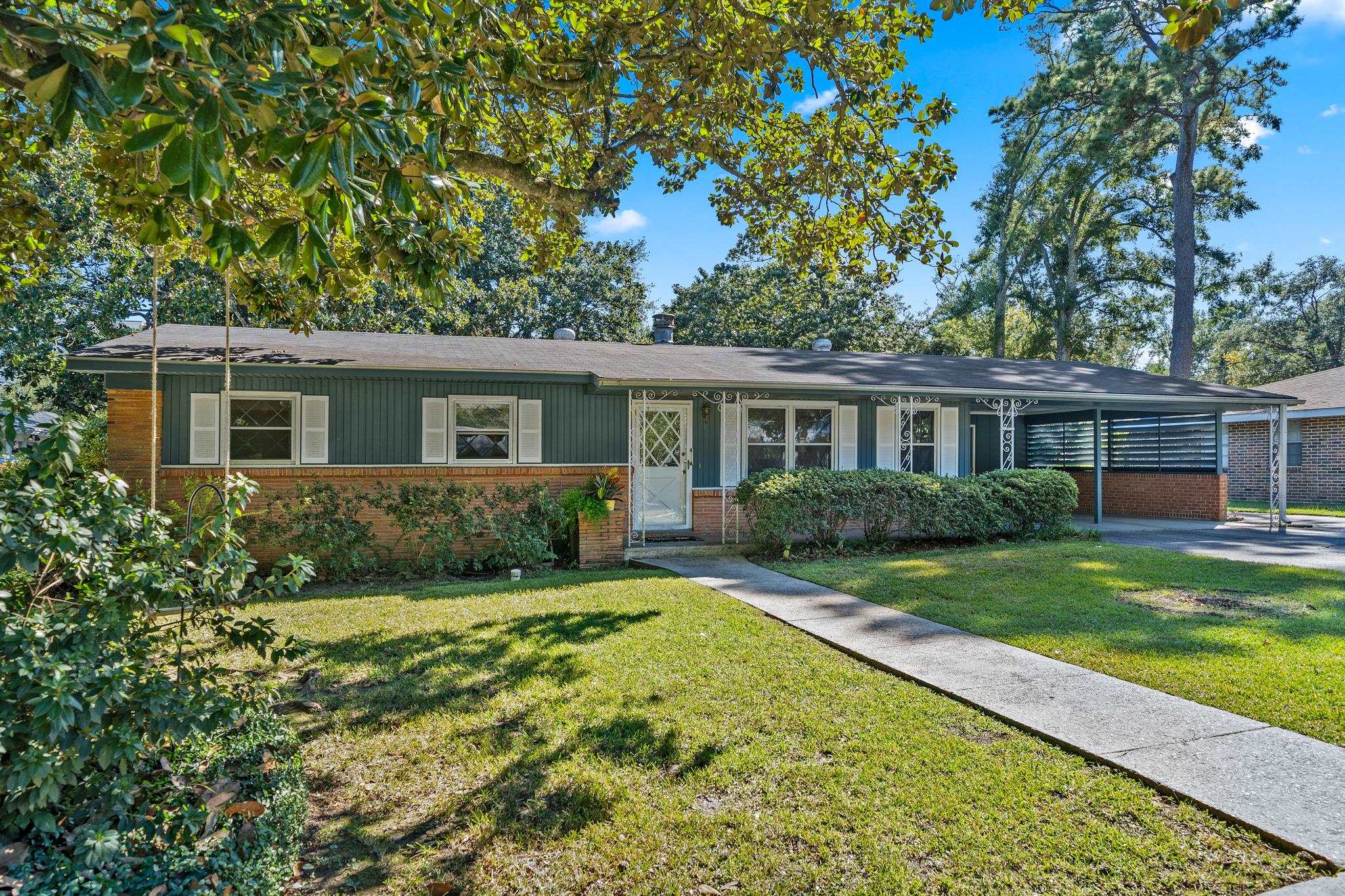 756 Michigan Avenue Fairhope, AL 36532 - Photo 2 of 26