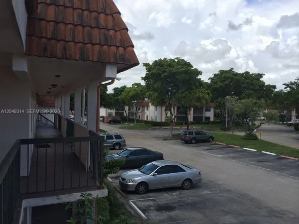 $1,890 | 861 Northeast 207th Lane, Unit 10414, Miami, FL 33179