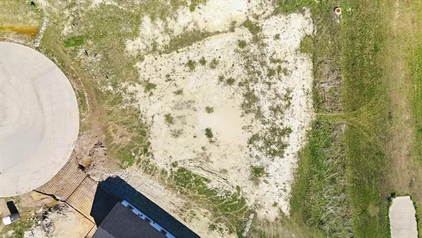 $65,000 | 424 Lora Sue Court, Italy, TX 76651