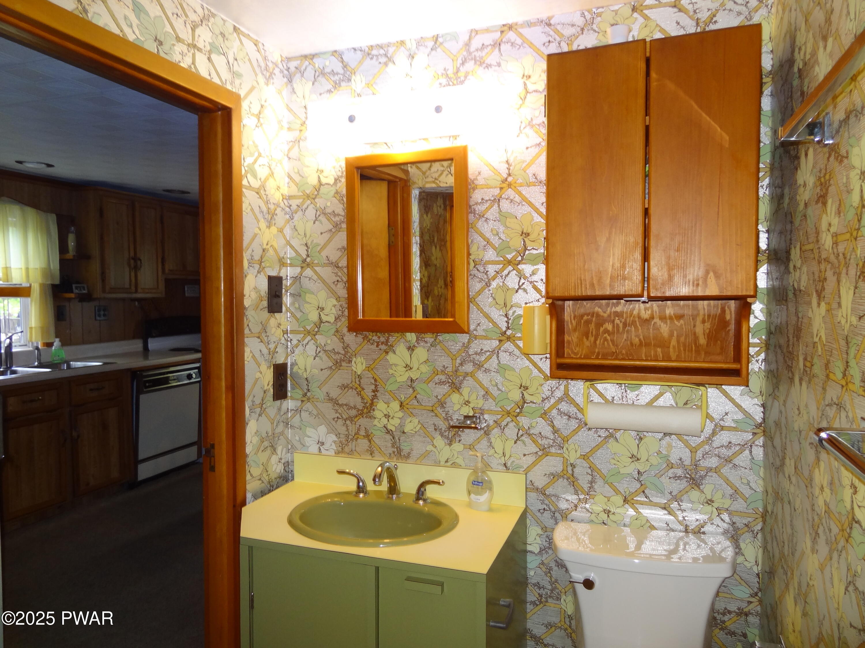 58 Branch Road Greentown, PA 18426 - Photo 13 of 37