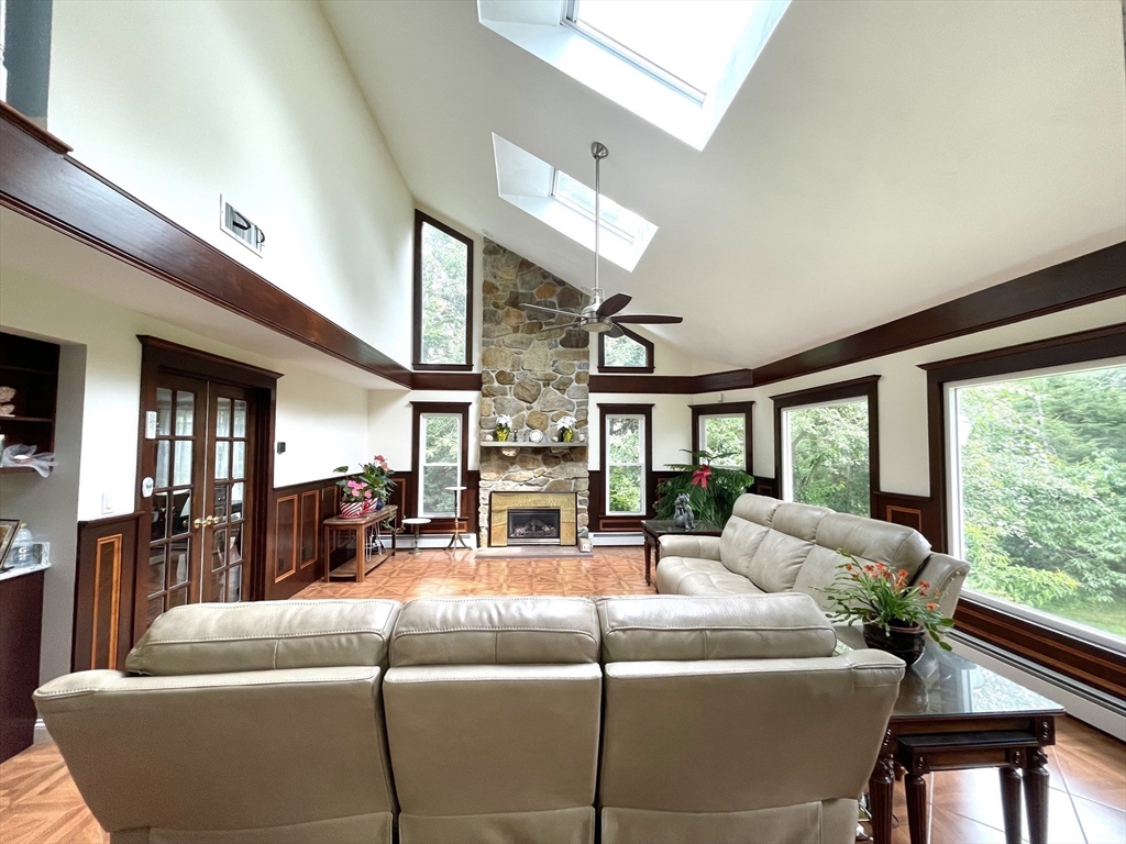 156 Mitchell Road Holliston, MA 01746 - Photo 6 of 42 Gallery Image 6