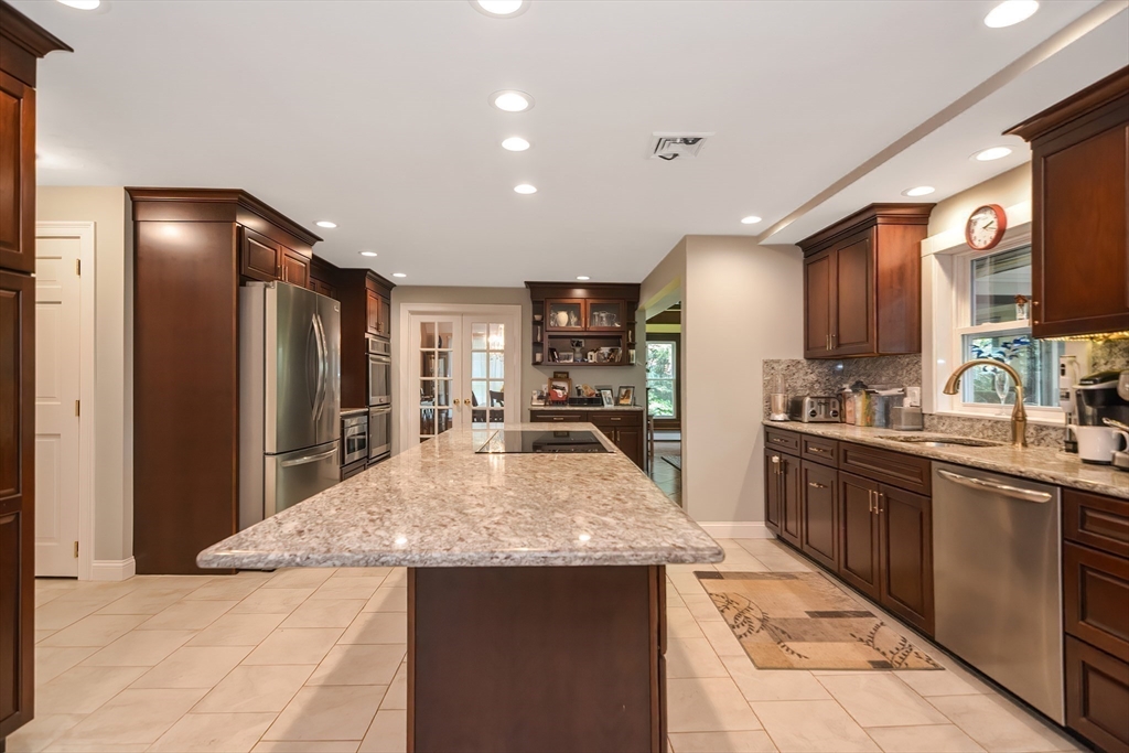 156 Mitchell Road Holliston, MA 01746 - Photo 10 of 42 Gallery Image 10