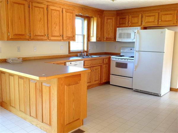 308 S Road Templeton, MA 01468 - Photo 4 of 24