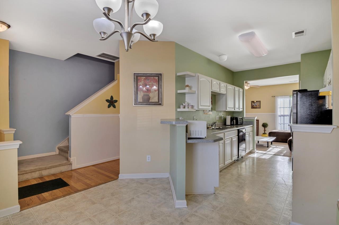 225 Spring Crossing Circle Greer, SC 29650 - Photo 4 of 25