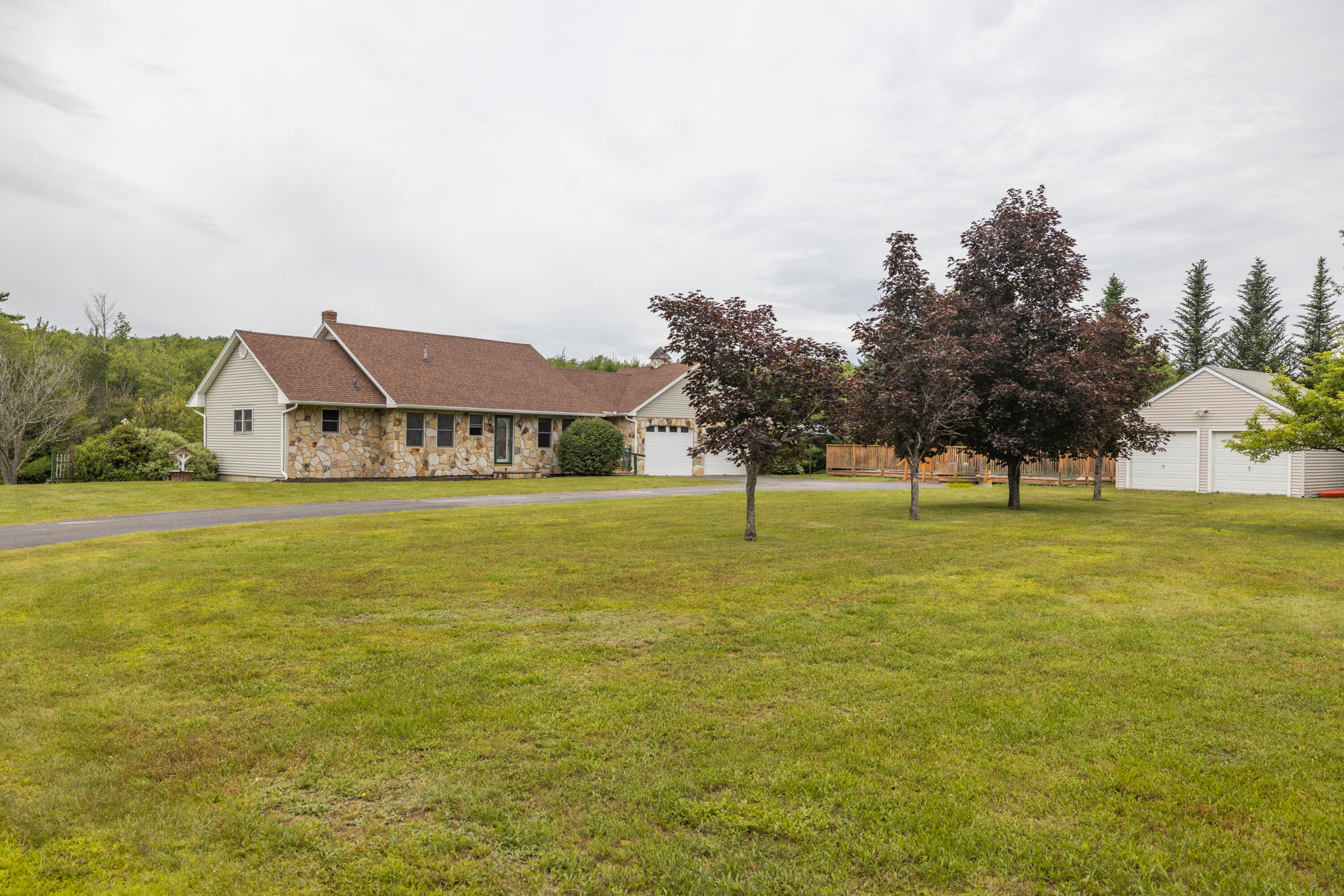 671 Augusta Road Belgrade, ME 04917 - Photo 2 of 33 6I3A4663-HDR