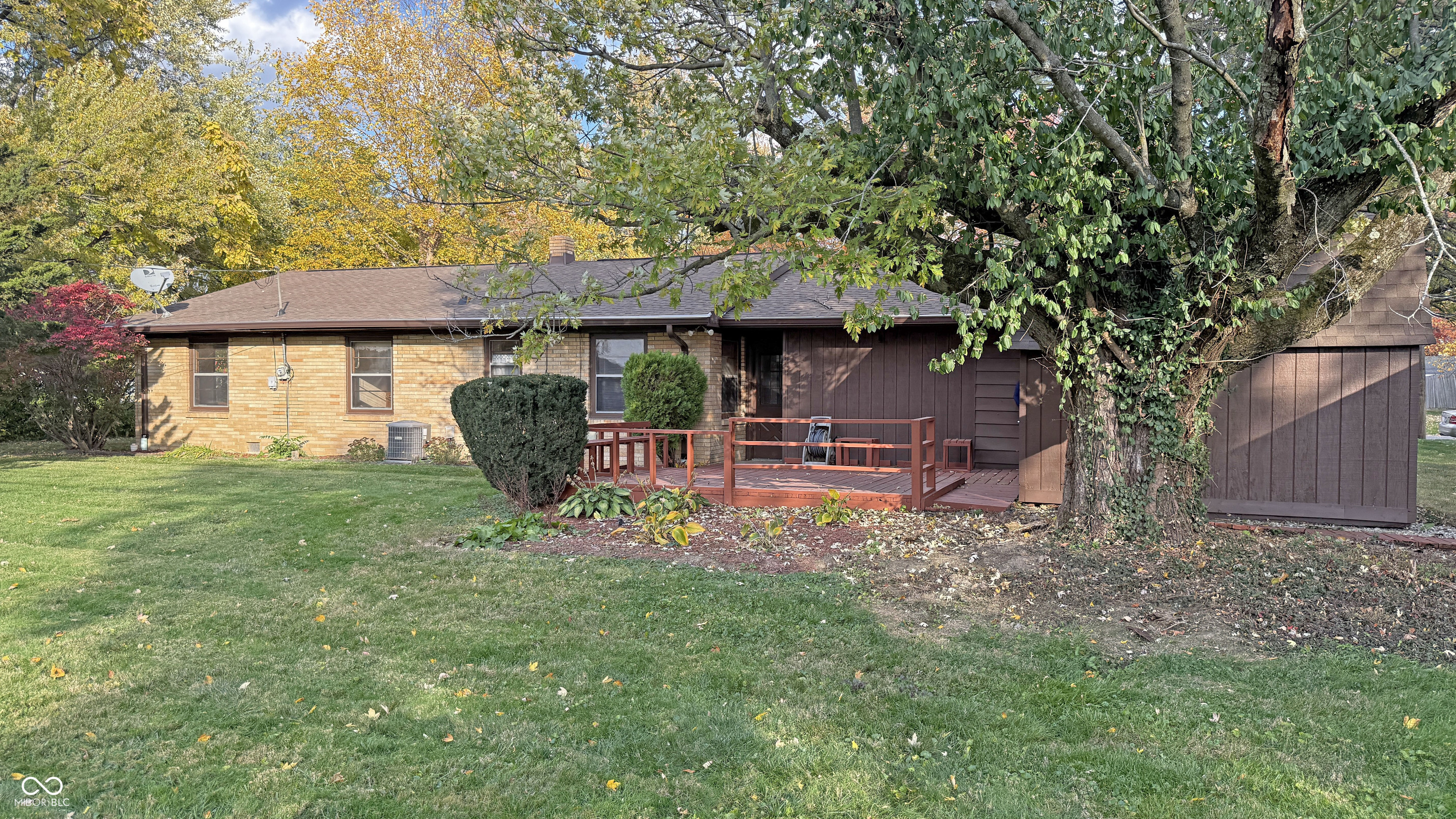 610 Chestnut Lane Greenfield, IN 46140 - Photo 3 of 21