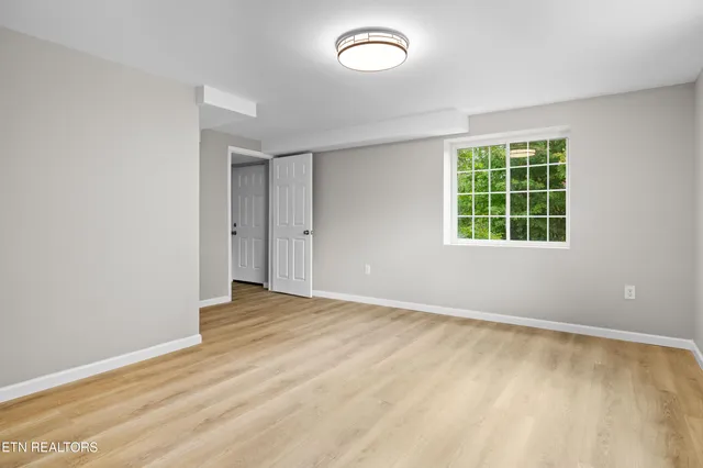 $799,900 | 2000 Eastwood Drive, Maryville, TN 37803