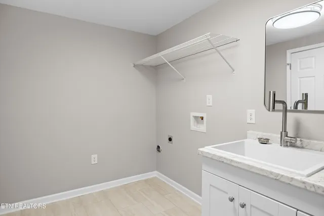 $799,900 | 2000 Eastwood Drive, Maryville, TN 37803