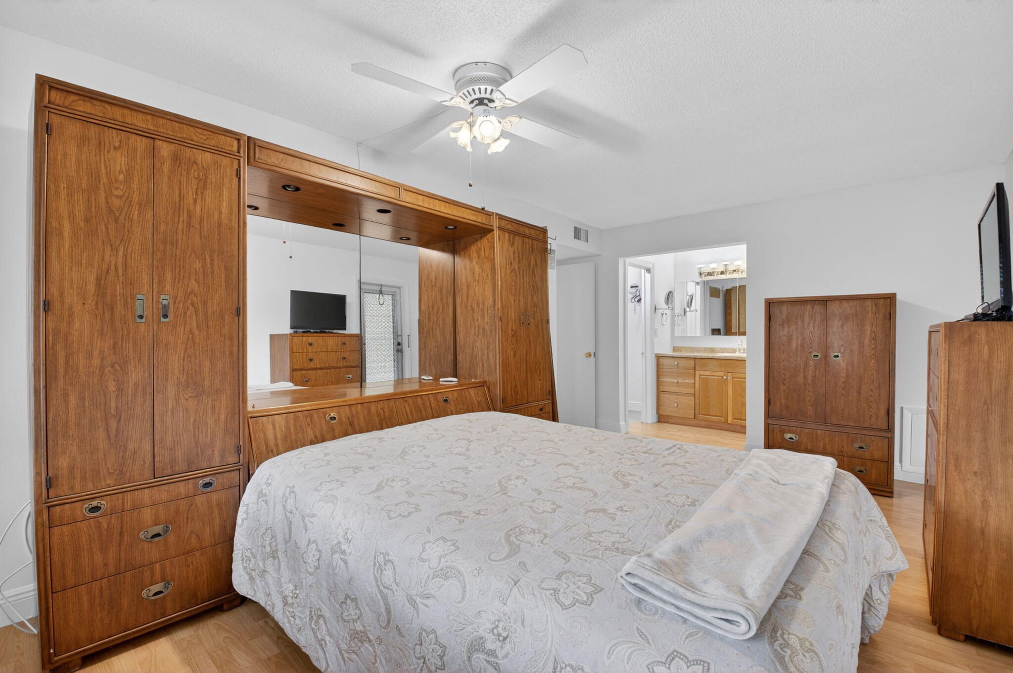 172 West High Point Terrace, Unit D Delray Beach, FL 33445 - Photo 16 of 25 22-web-or-mls-DSC_1450