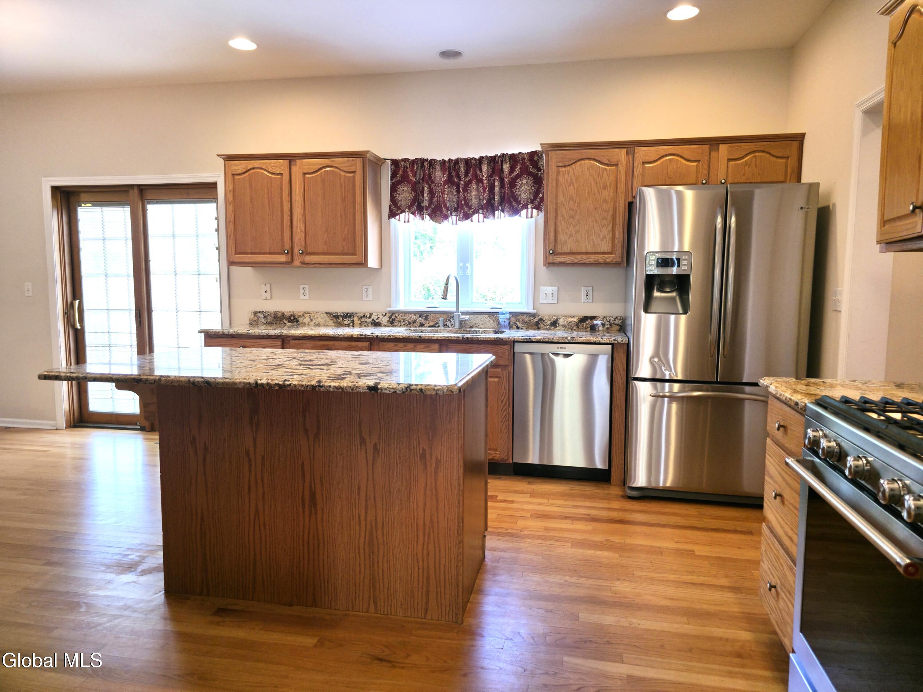 633 Stream Lane Guilderland, NY 12159 - Photo 17 of 46 20250808_112204