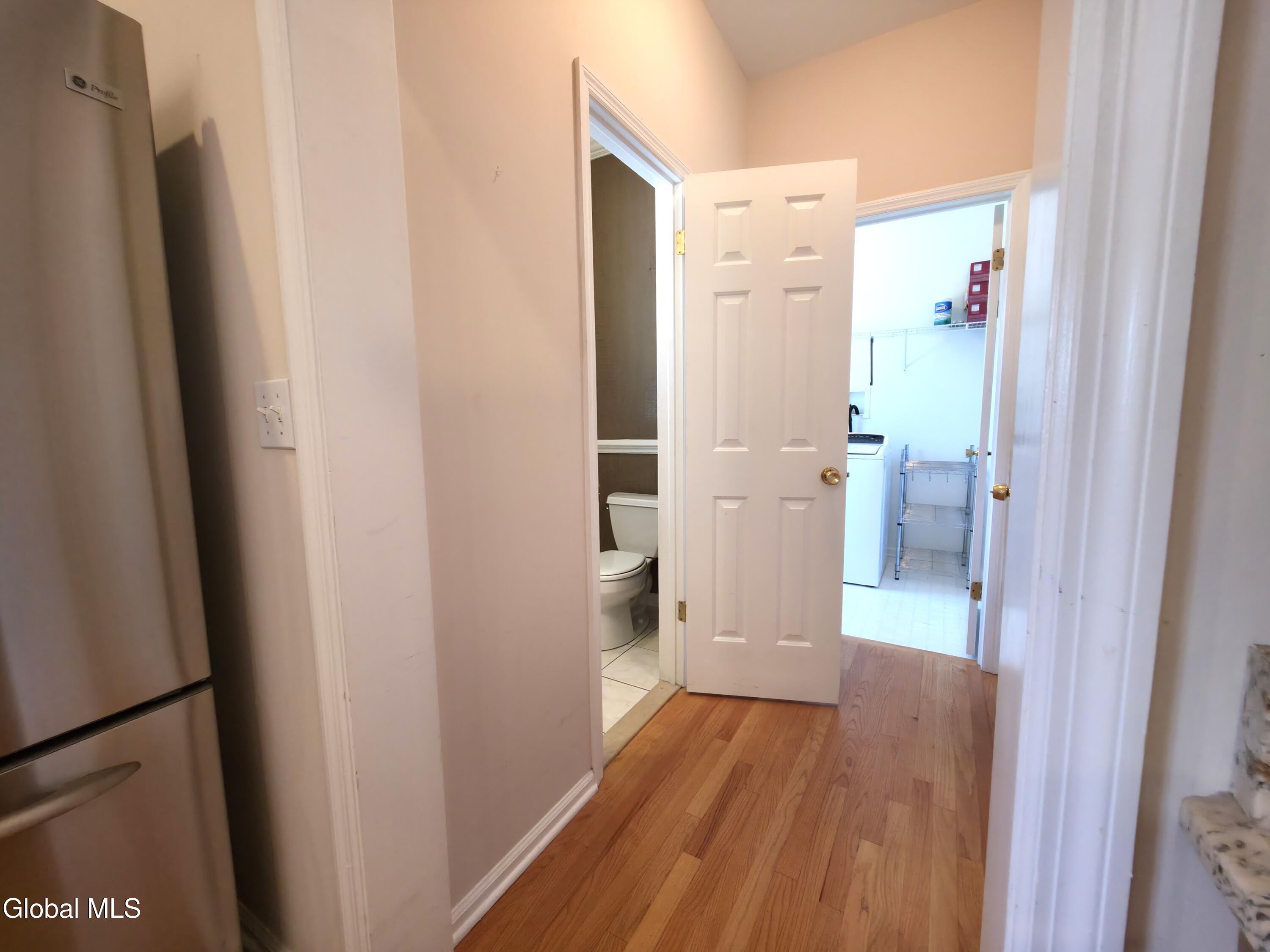 633 Stream Lane Guilderland, NY 12159 - Photo 20 of 46 20250808_112420