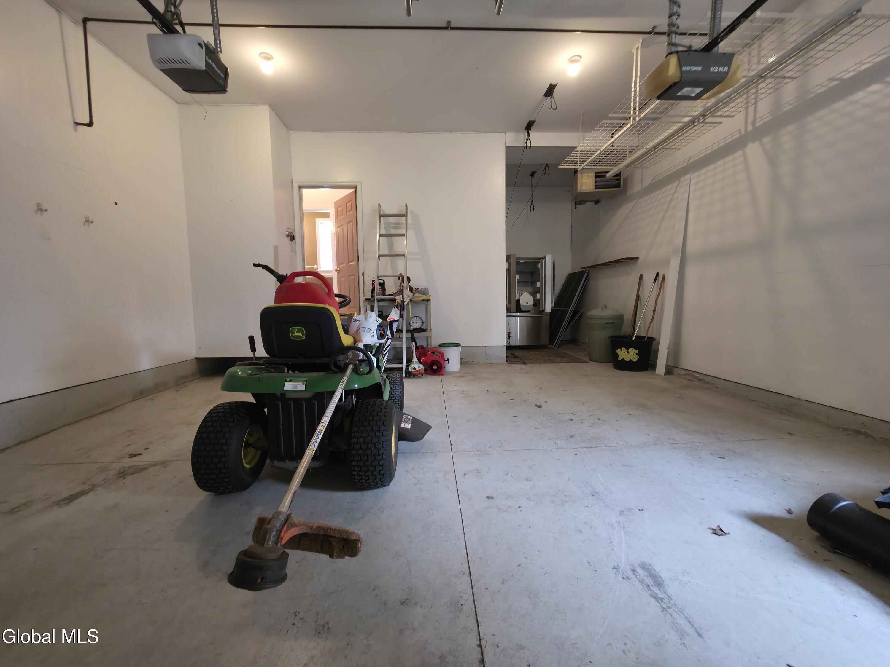 633 Stream Lane Guilderland, NY 12159 - Photo 23 of 46 20250808_112546