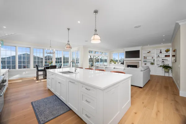 $5,800,000 | 21 Badgers Island West, Unit 21, Kittery, ME 03904