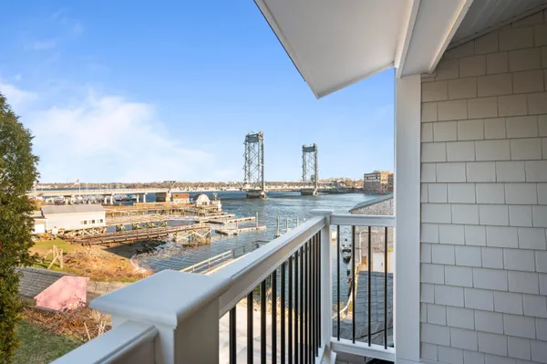 $5,800,000 | 21 Badgers Island West, Unit 21, Kittery, ME 03904